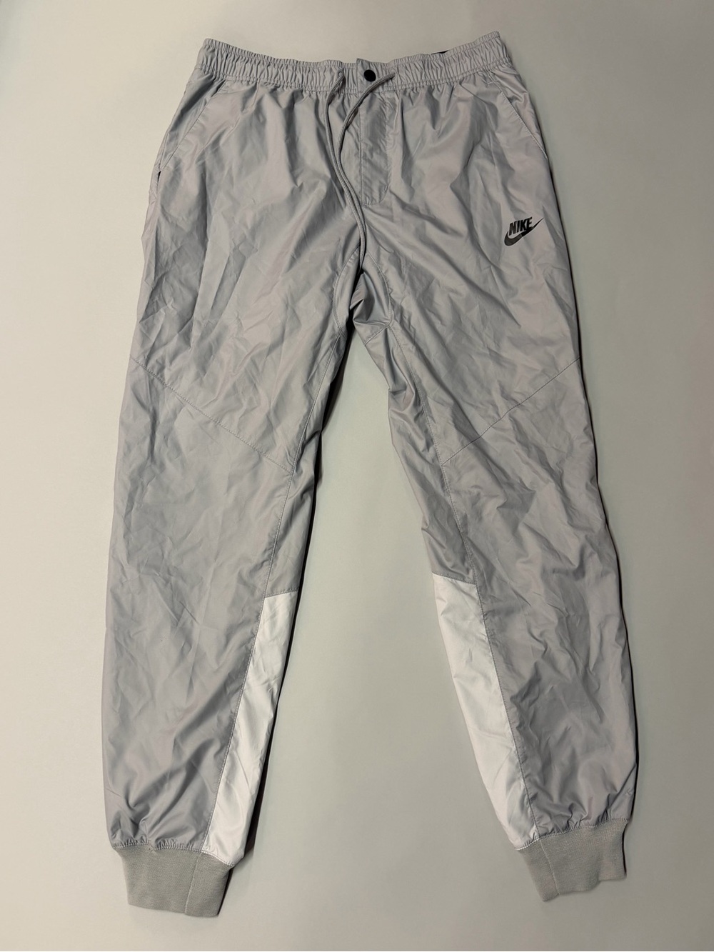 NWT Nike Men Pants Light Gray Windbreaker Jogger 898403 012 Size M - Picture 3 of 10